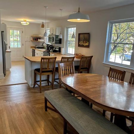 Spacious Home In Downtown White Sulphur Springs Exterior photo